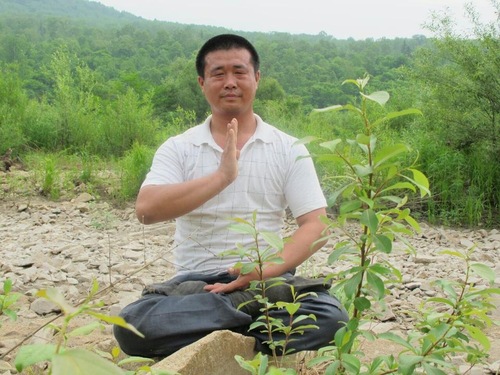 Image for article לזכרו של המתרגל וואנג שין-צ'ון שמת בדמי ימיו לאחר שני עשורים של סבל, ורגליים קטועות בשל הרדיפה (תמונות קשות לצפייה)